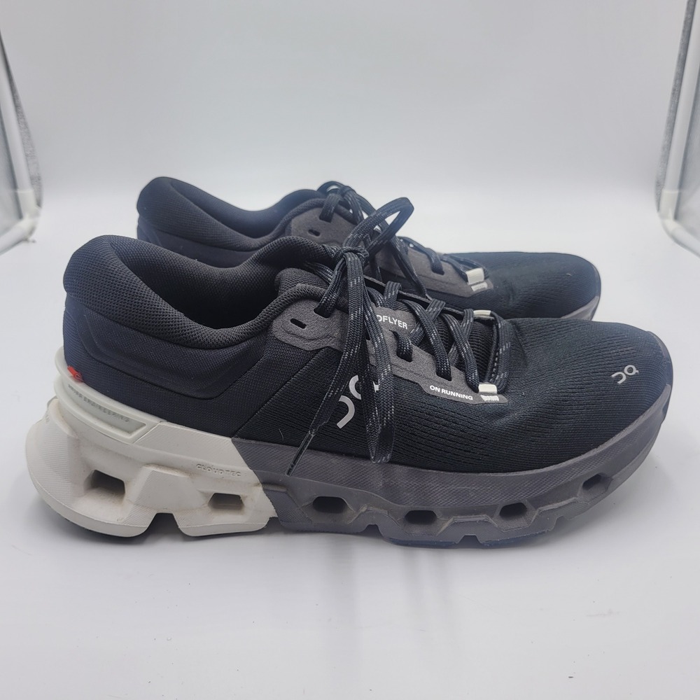 On Running Cloudflyer Black White Helion Womens Running Shoes US 9.5 Sneakers